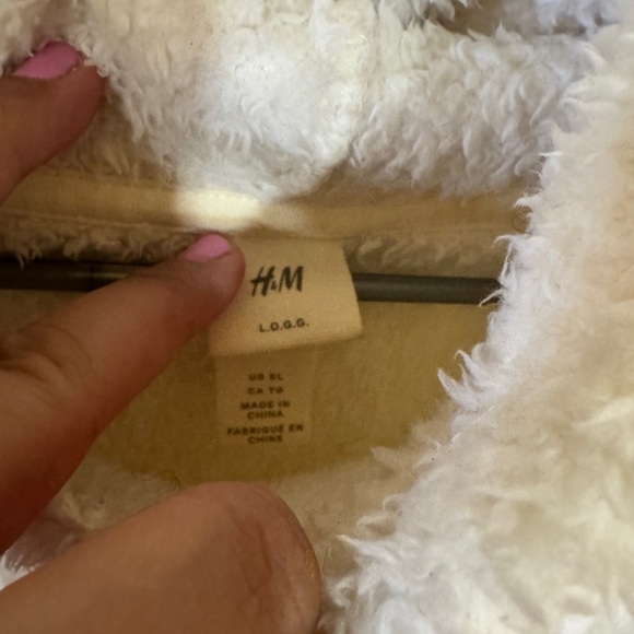 H&M Cream Fleece Hoodie - Picture 12 of 12
